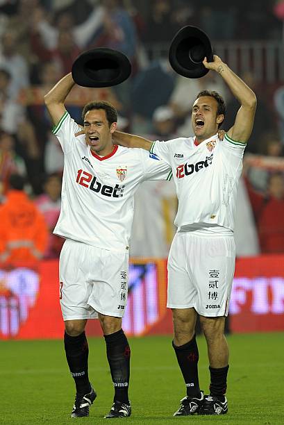 开展背后 开展背后